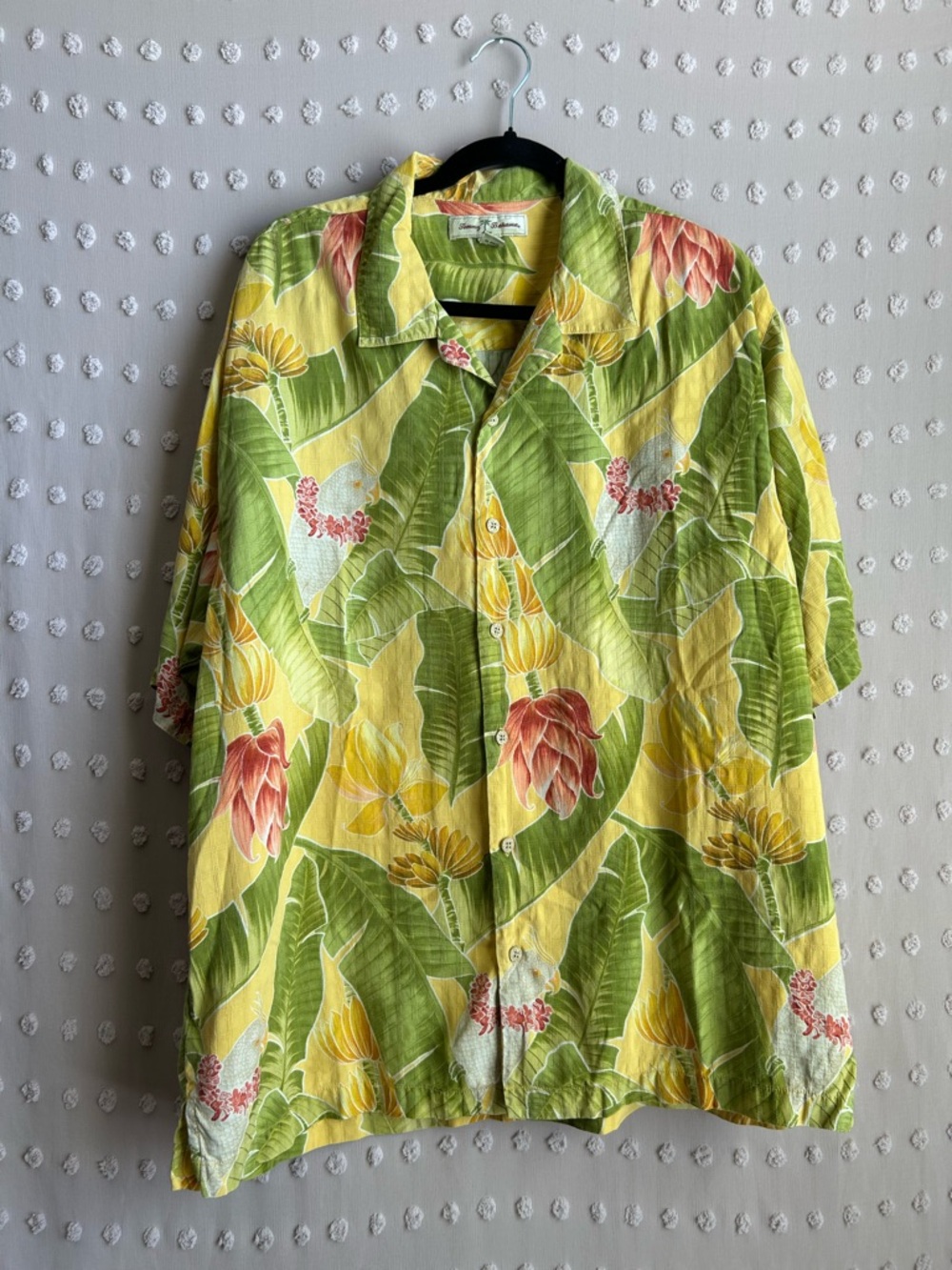 Tommy Bahama Men’s Silk Tropical Hawaiian Short Sleeve Button Down Sz XL‎